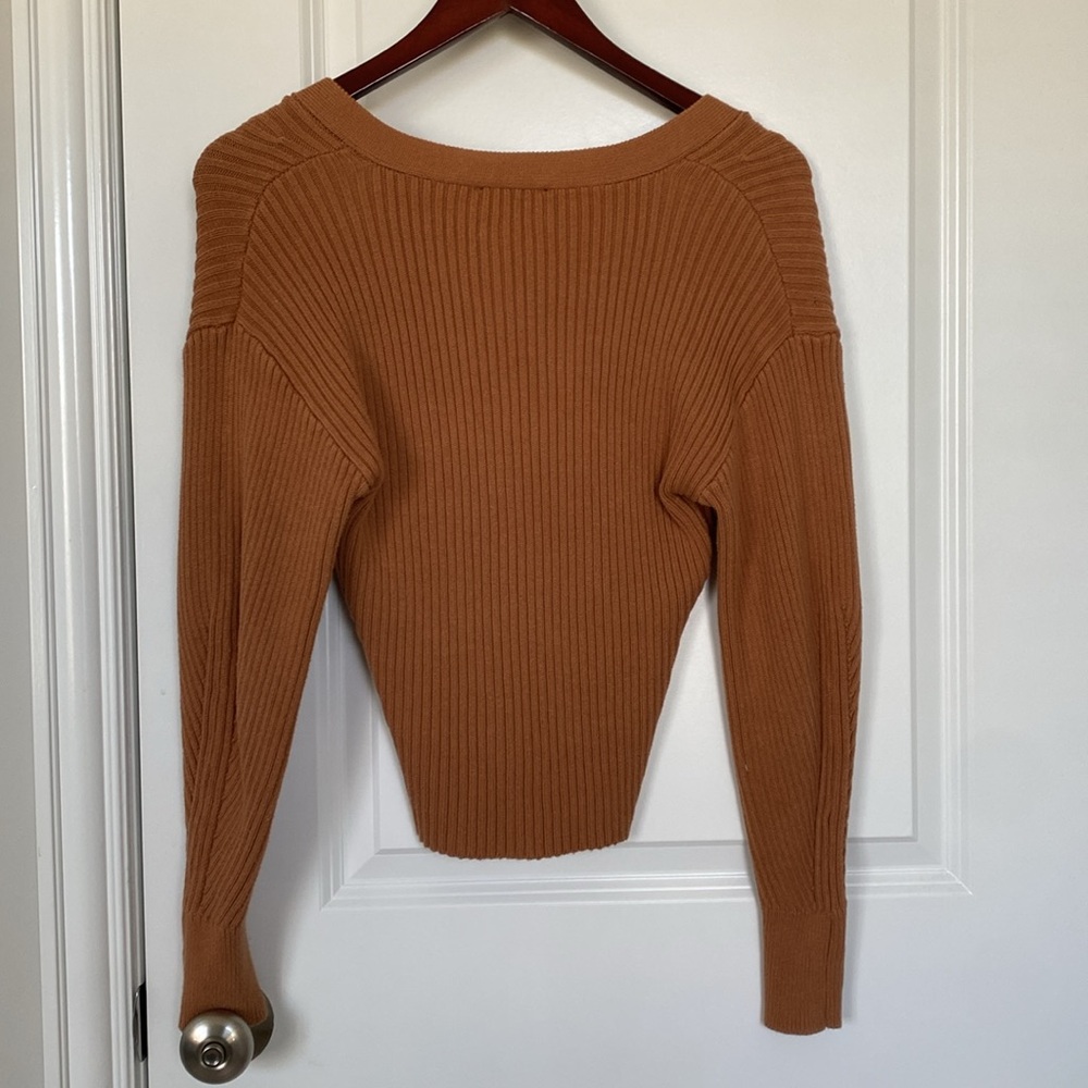 Express Sweater - Picture 5 of 7